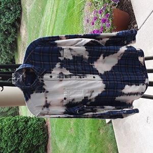 GRUNGE Basic Editions Bleach Dye Flannel Button Down Shirt Medium Blue Plaid